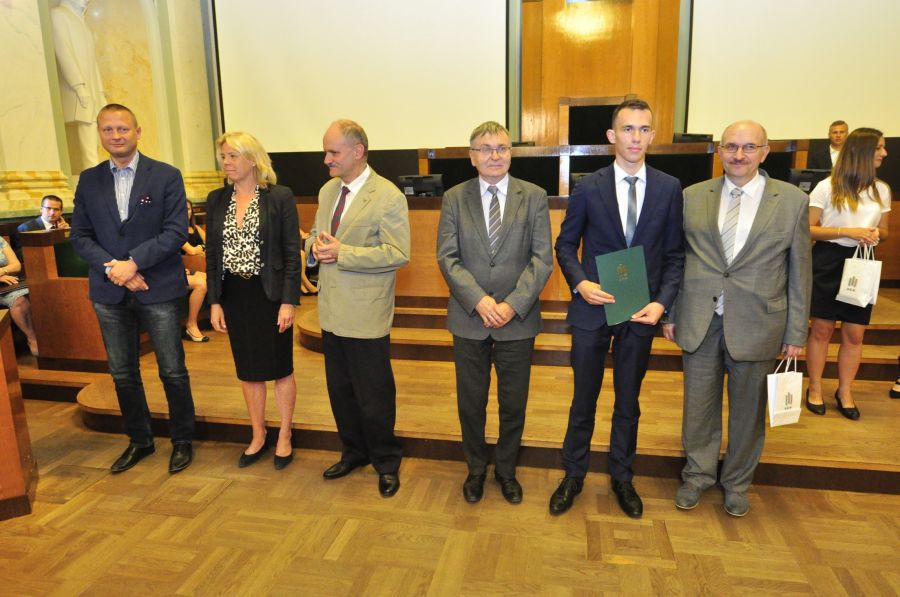 Kliknij aby zobaczyć pełny rozmiar