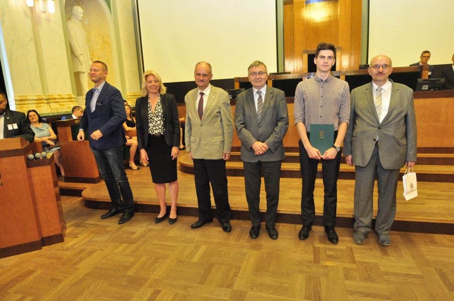 Kliknij aby zobaczyć pełny rozmiar