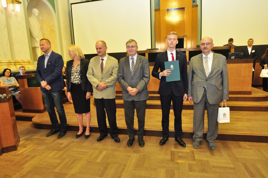 Kliknij aby zobaczyć pełny rozmiar