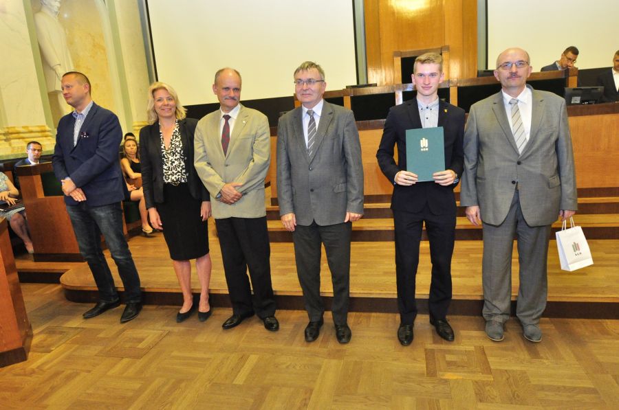 Kliknij aby zobaczyć pełny rozmiar