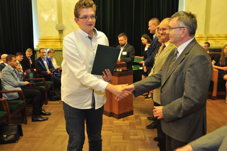 Kliknij aby zobaczyć pełny rozmiar