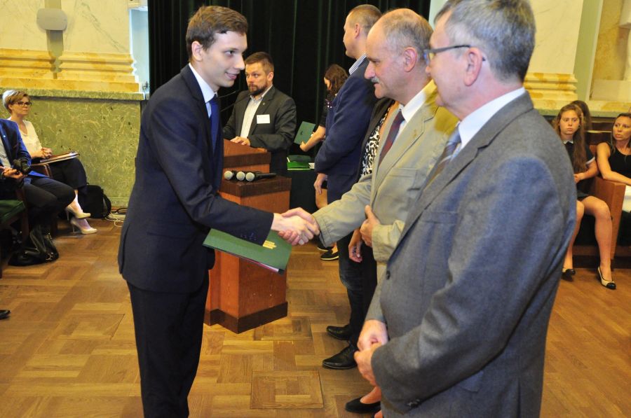 Kliknij aby zobaczyć pełny rozmiar