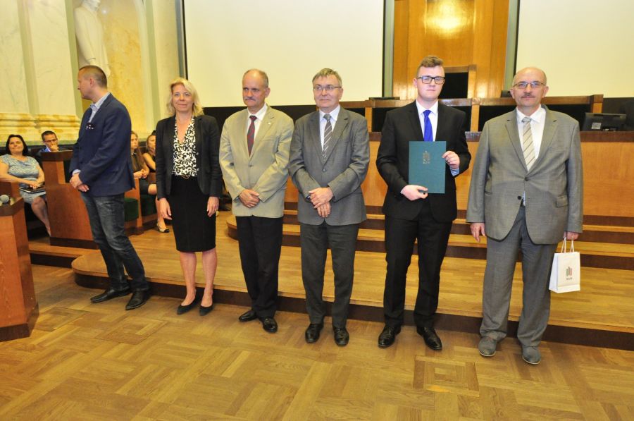 Kliknij aby zobaczyć pełny rozmiar