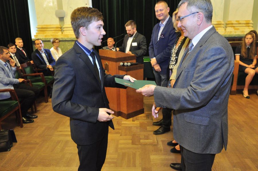 Kliknij aby zobaczyć pełny rozmiar