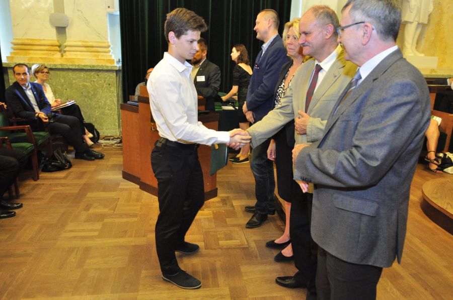 Kliknij aby zobaczyć pełny rozmiar