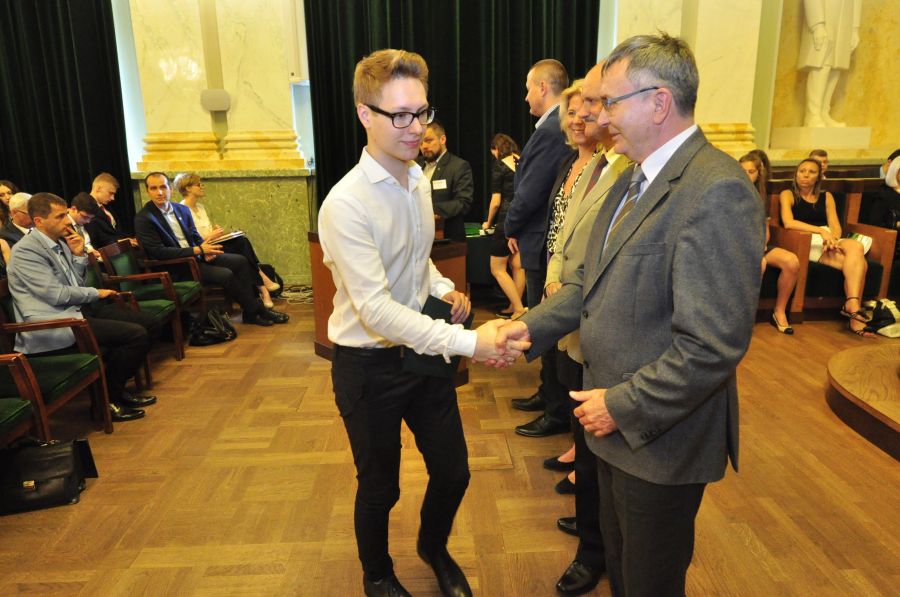 Kliknij aby zobaczyć pełny rozmiar