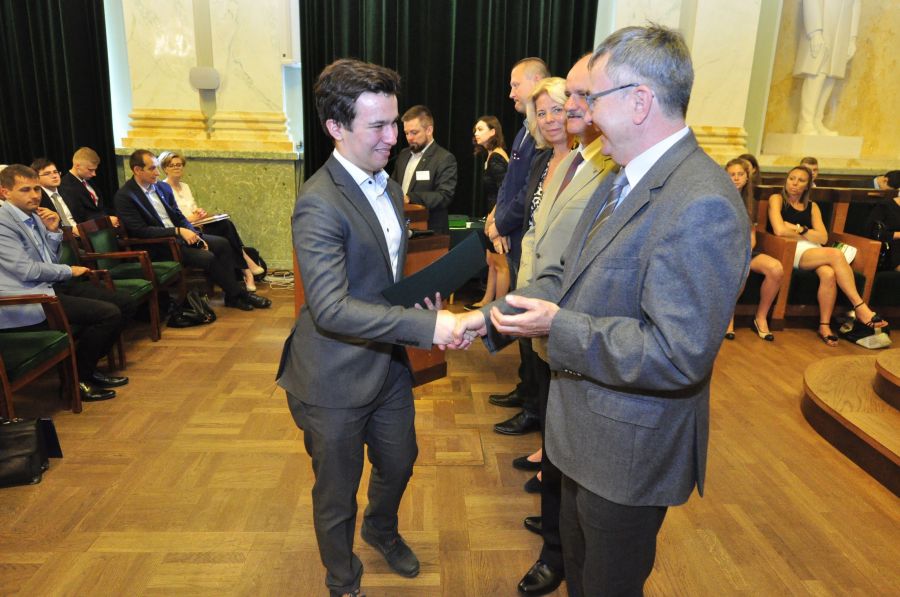 Kliknij aby zobaczyć pełny rozmiar