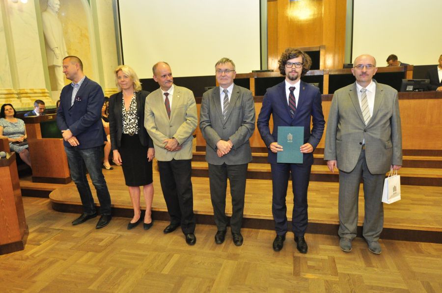 Kliknij aby zobaczyć pełny rozmiar