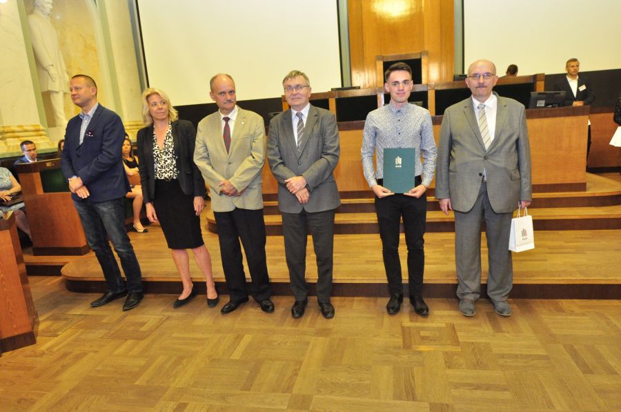 Kliknij aby zobaczyć pełny rozmiar