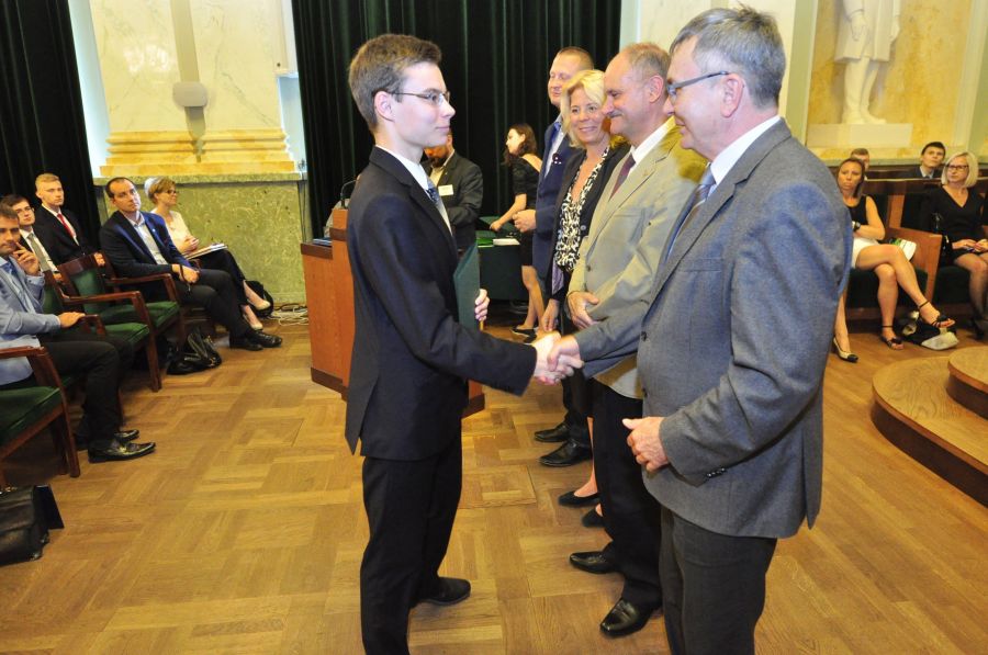 Kliknij aby zobaczyć pełny rozmiar