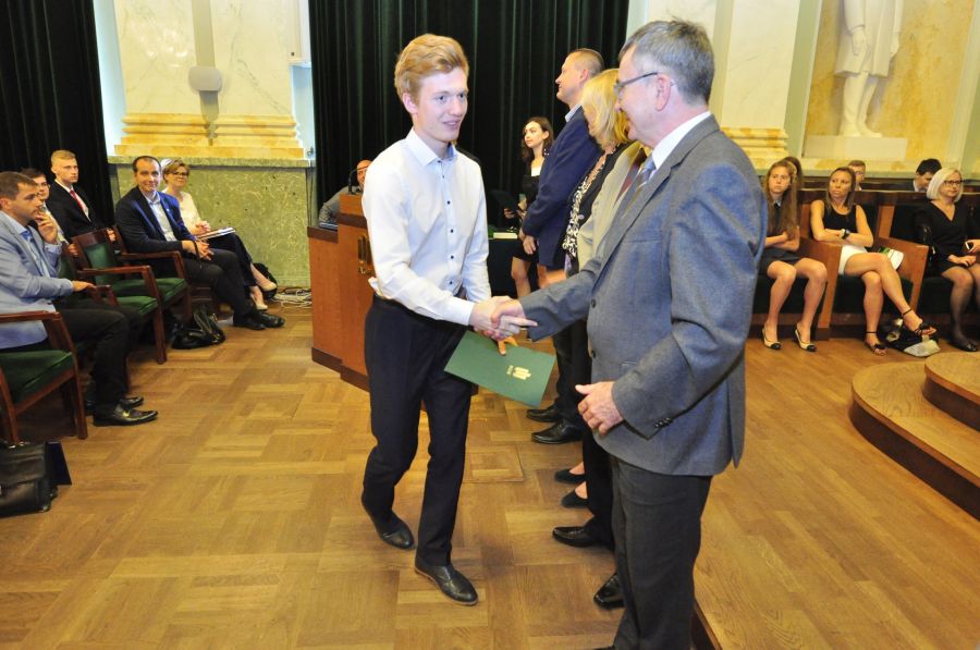 Kliknij aby zobaczyć pełny rozmiar