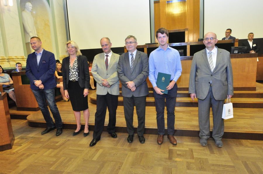 Kliknij aby zobaczyć pełny rozmiar