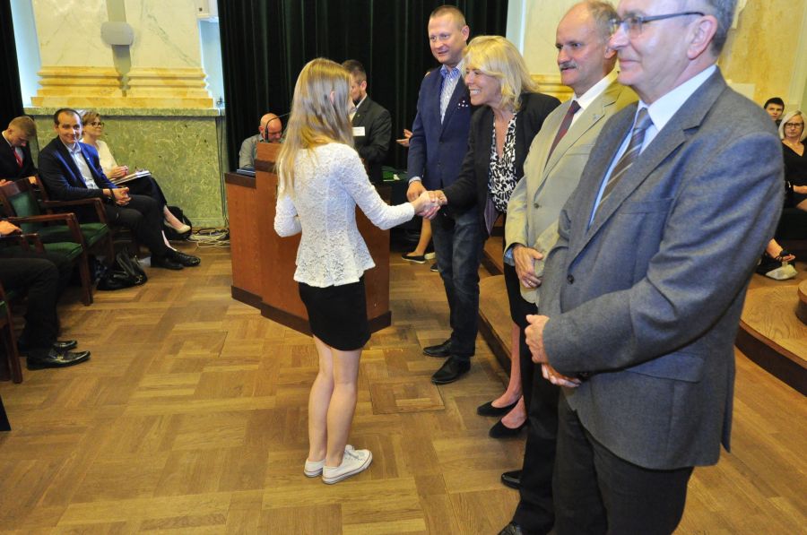 Kliknij aby zobaczyć pełny rozmiar