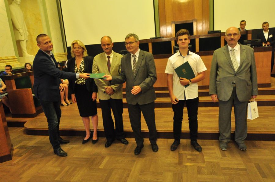 Kliknij aby zobaczyć pełny rozmiar