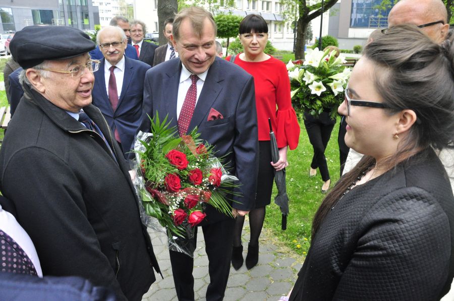 Kliknij aby zobaczyć pełny rozmiar