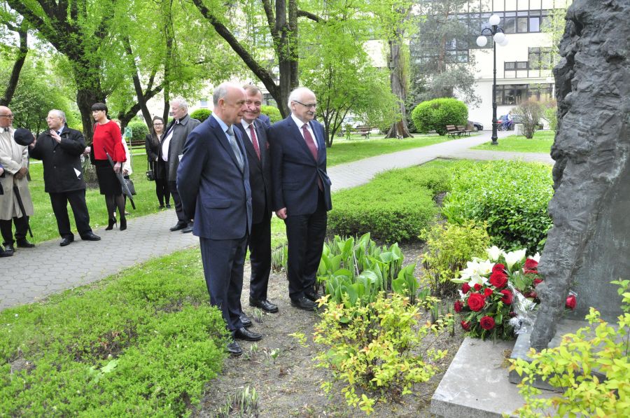 Kliknij aby zobaczyć pełny rozmiar