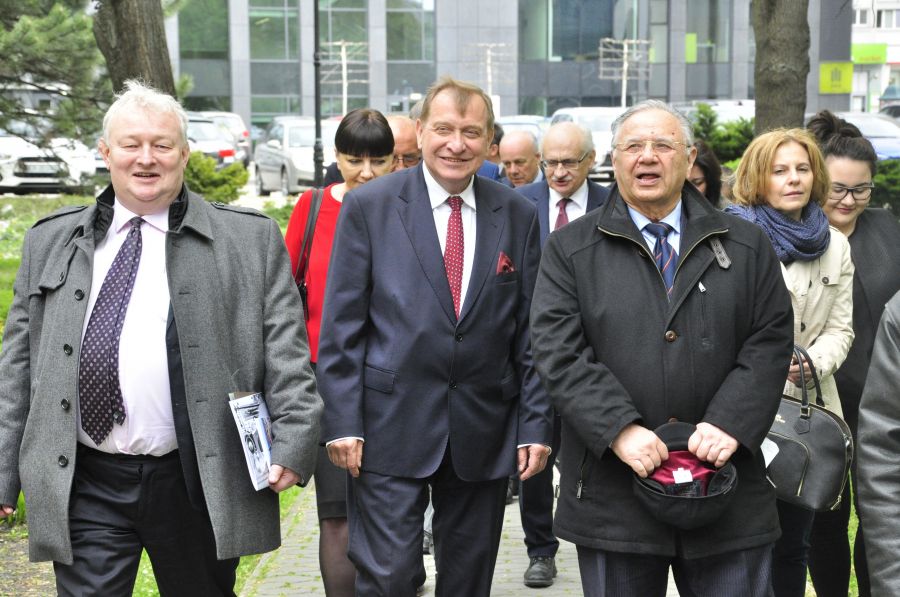 Kliknij aby zobaczyć pełny rozmiar