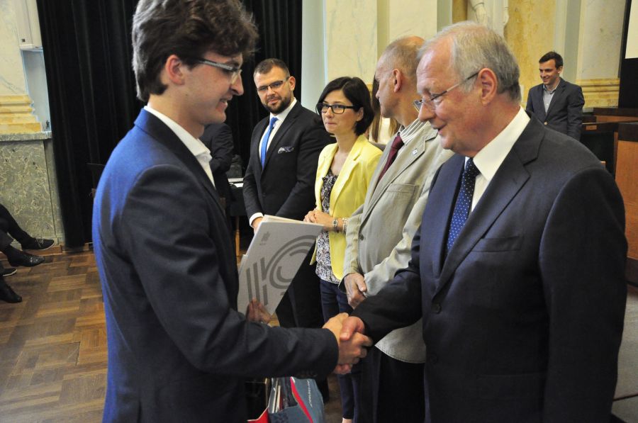 Kliknij aby zobaczyć pełny rozmiar