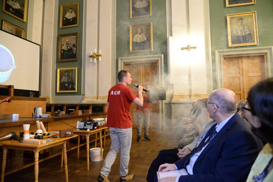 Kliknij aby zobaczyć pełny rozmiar