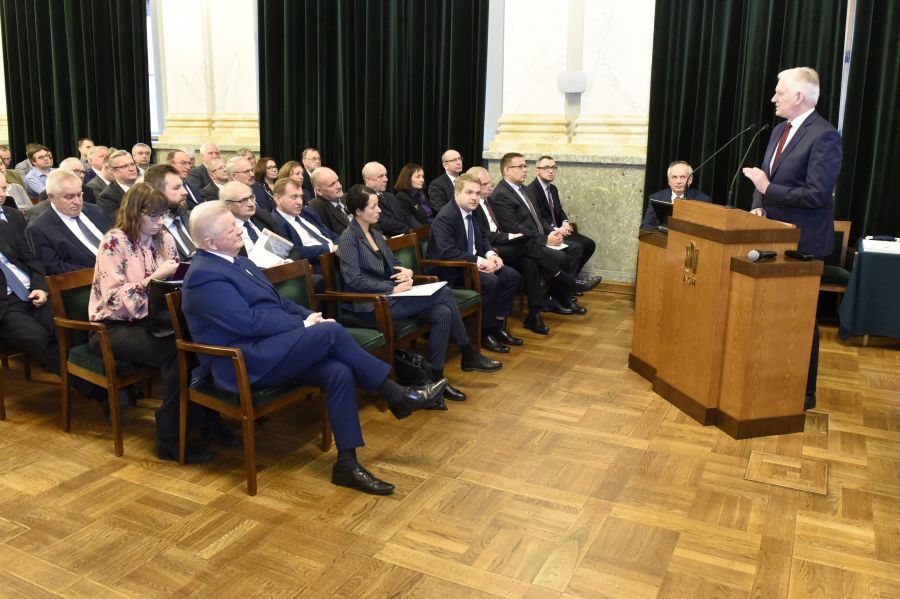 Kliknij aby zobaczyć pełny rozmiar