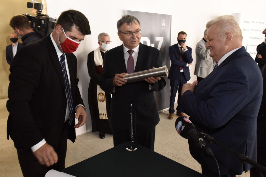 Kliknij aby zobaczyć pełny rozmiar