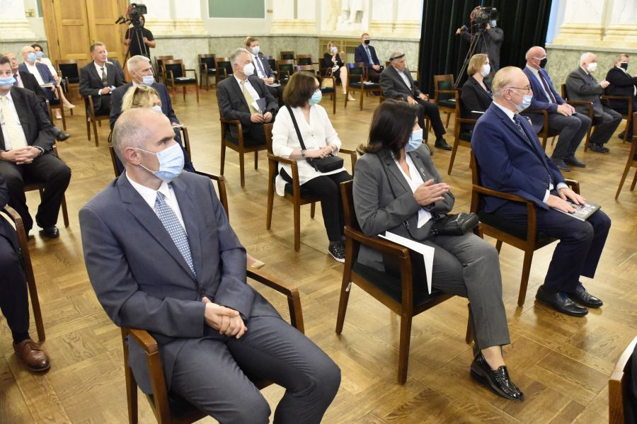 Kliknij aby zobaczyć pełny rozmiar