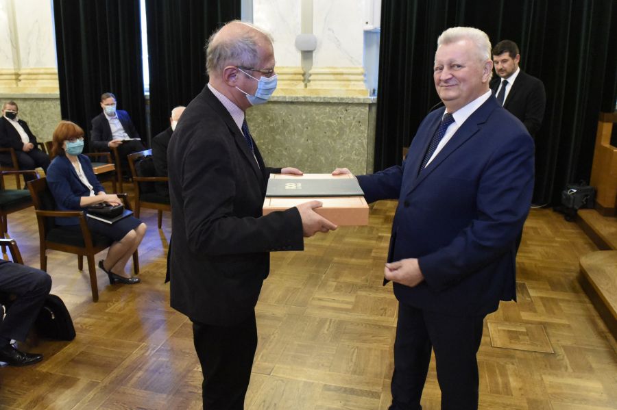 Kliknij aby zobaczyć pełny rozmiar