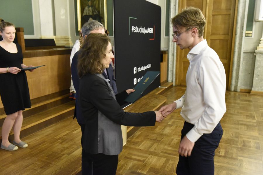 Kliknij aby zobaczyć pełny rozmiar