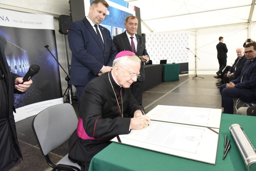 Kliknij aby zobaczyć pełny rozmiar