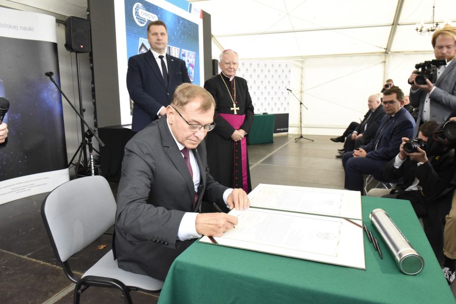 Kliknij aby zobaczyć pełny rozmiar