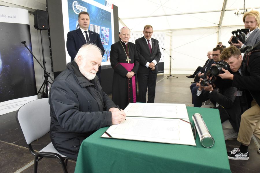 Kliknij aby zobaczyć pełny rozmiar