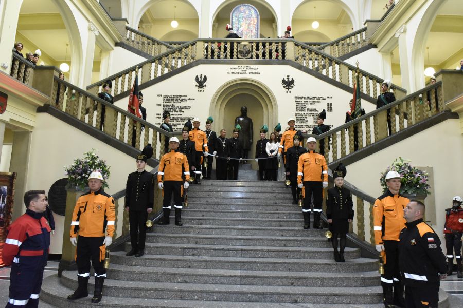 Kliknij aby zobaczyć pełny rozmiar