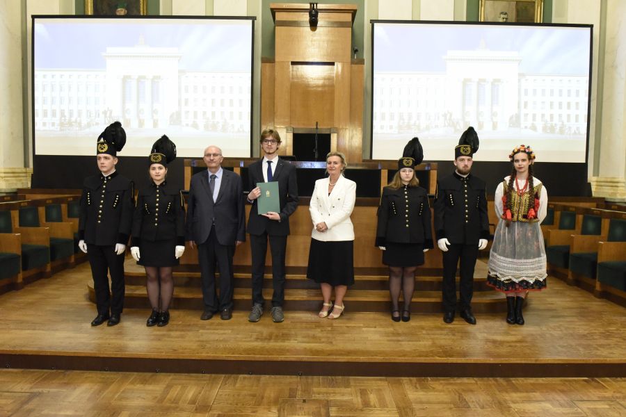 Kliknij aby zobaczyć pełny rozmiar