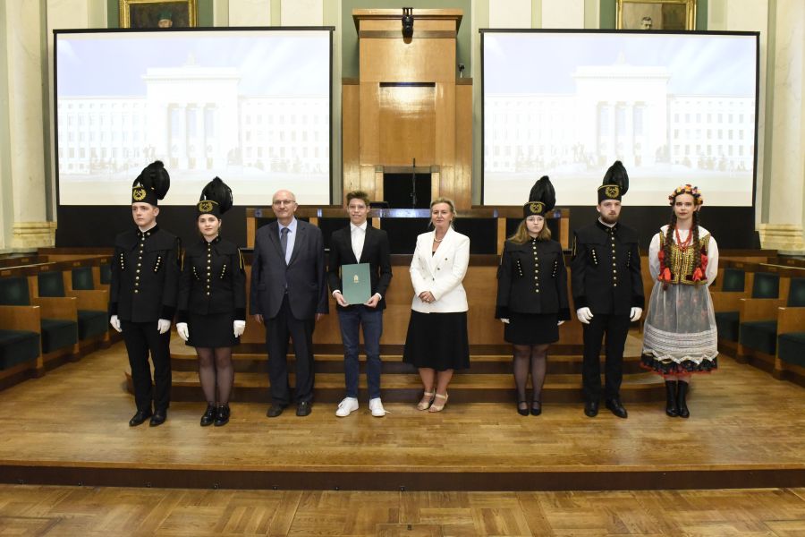 Kliknij aby zobaczyć pełny rozmiar