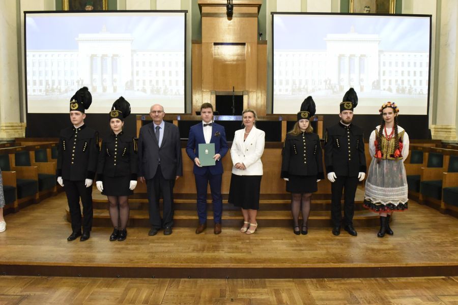 Kliknij aby zobaczyć pełny rozmiar