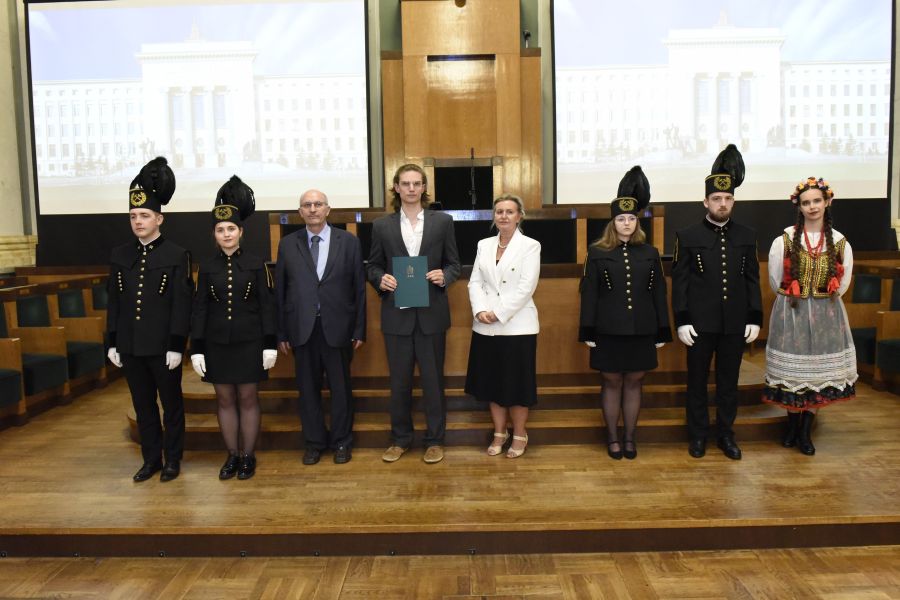 Kliknij aby zobaczyć pełny rozmiar