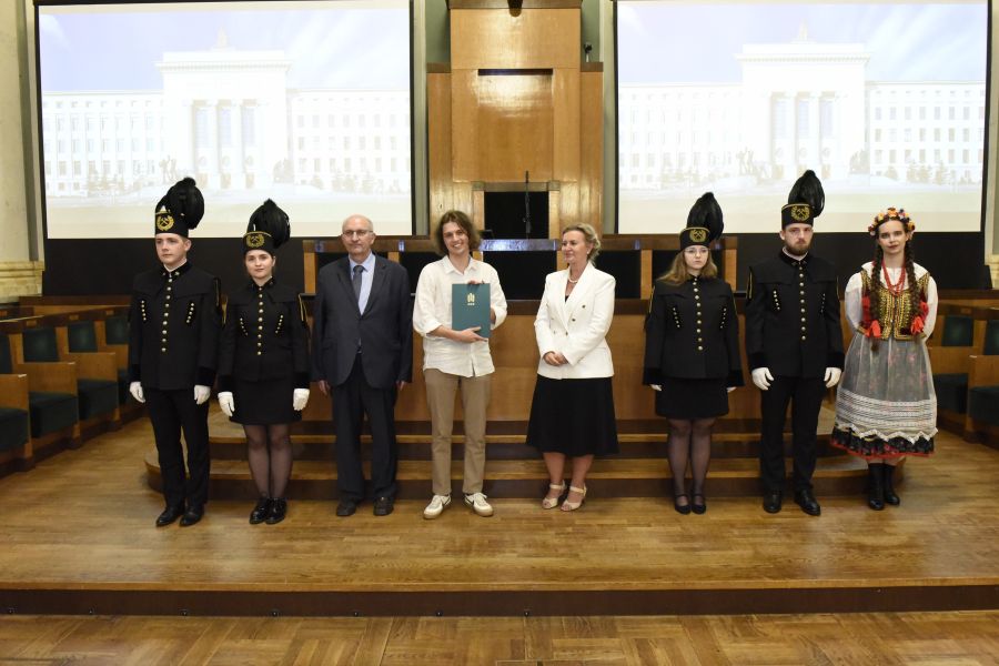 Kliknij aby zobaczyć pełny rozmiar