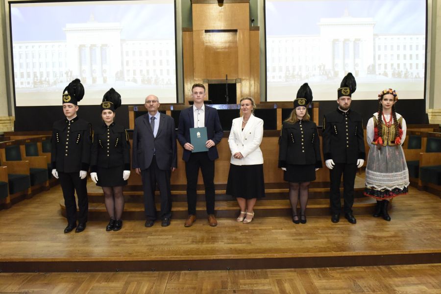 Kliknij aby zobaczyć pełny rozmiar