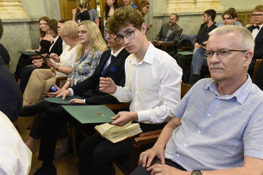 Kliknij aby zobaczyć pełny rozmiar