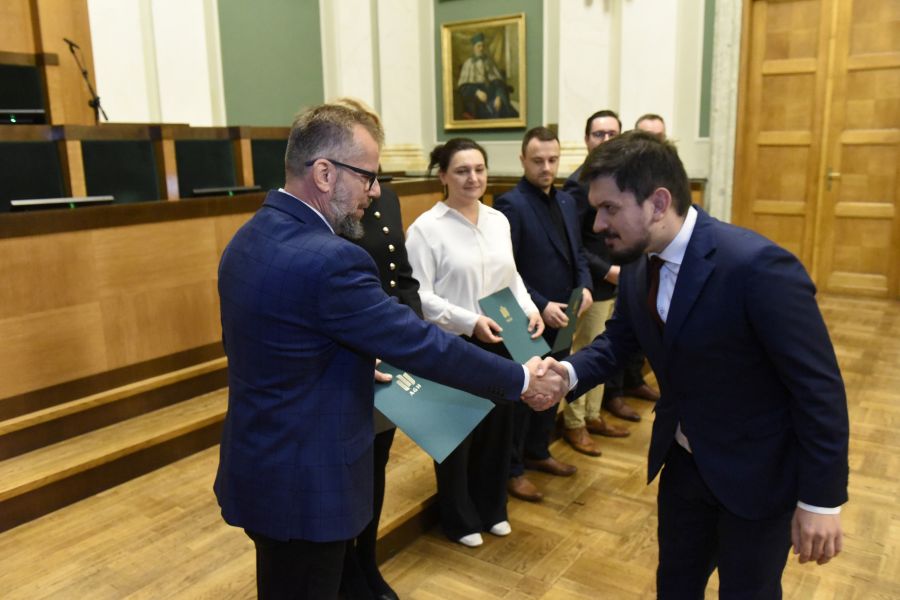 Kliknij aby zobaczyć pełny rozmiar