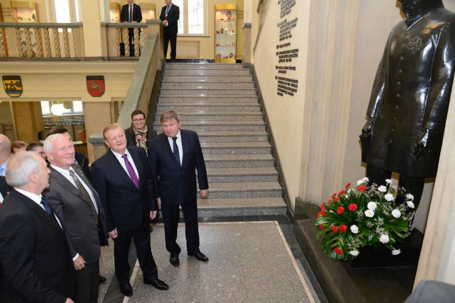 Kliknij aby zobaczyć pełny rozmiar