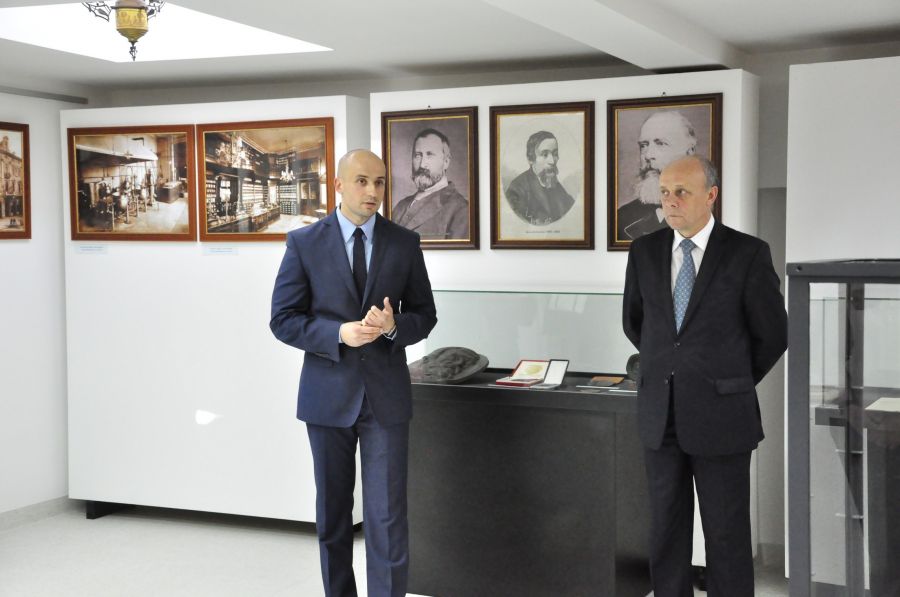 Kliknij aby zobaczyć pełny rozmiar