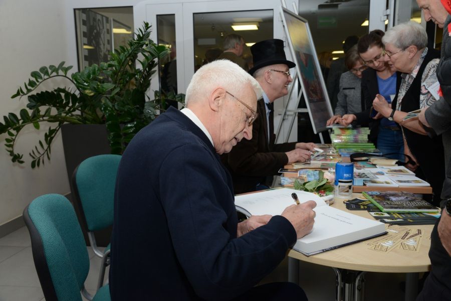 Kliknij aby zobaczyć pełny rozmiar