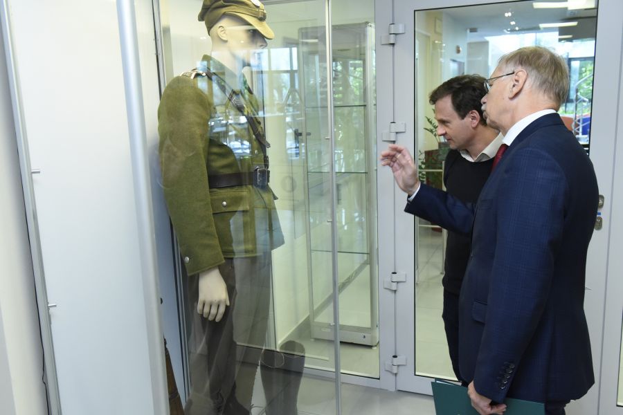 Kliknij aby zobaczyć pełny rozmiar